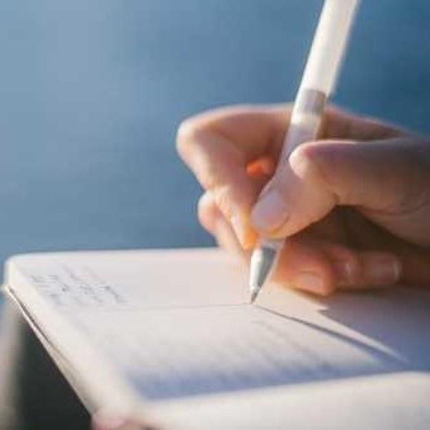 5 Tips To Create Engaging Essay Hooks